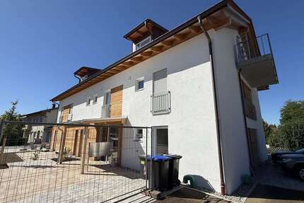 Wohnung zum Mieten in Chieming 1.615,00 € 80.68 m²