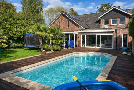 Luxuriöses Einfamilienhaus mit Pool, High-End-Technik & flexibler Raumgestaltung in Münster