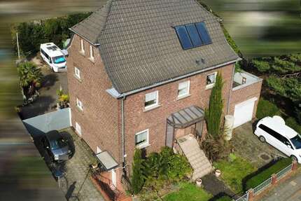 Haus zum Kaufen in Köln 1.085.000,00 € 310 m²