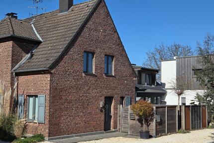 Haus in Korschenbroich Liedberg