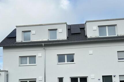Hochwertige KfW-70 Maisonette-Wohnung vermietet - Attenweiler