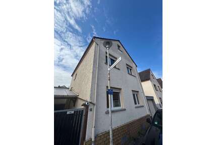 Haus zum Kaufen in Mainhausen 219.000,00 € 88.87 m²