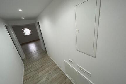 3 Zimmer Wohnung - 900,00&nbsp;EUR Kaltmiete, ca.&nbsp; 78,00&nbsp;m&sup2; in Tuttlingen (PLZ: 78532)