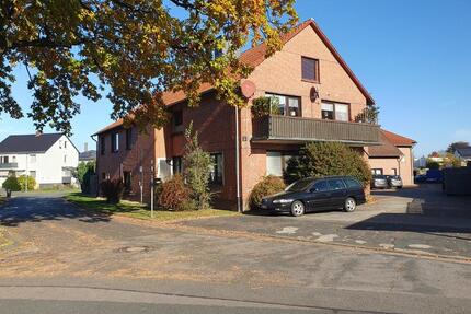 Schöne, helle 4-Zimmer-Whg., Kü., Bad, EBK in Isenbüttel