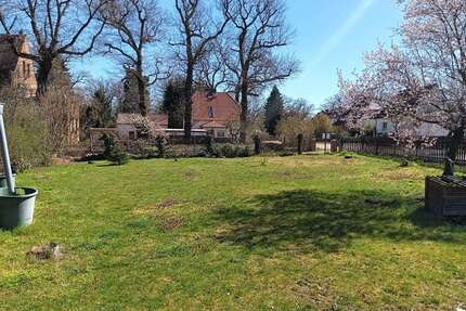 Grundstück zu verkaufen in Groß Kreutz 229.000,00 € 721 m²