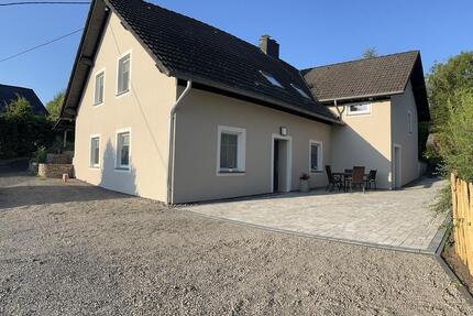 Großes Ferienhaus 14 Personen Eifel Gruppenhaus - Büdesheim