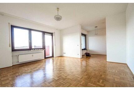 Helle 3 Zi Wohnung in Lengfeld - 1.300,00&nbsp;EUR Kaltmiete, ca.&nbsp; 90,00&nbsp;m&sup2; in Würzburg (PLZ: 97070)