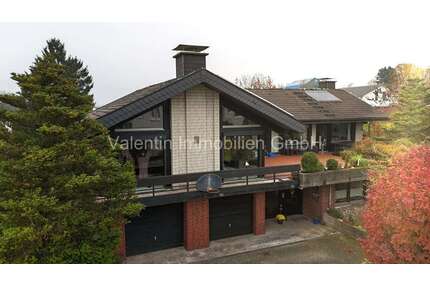 Haus zum Kaufen in Horn-Bad Meinberg 498.000,00 € 298 m²