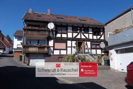 Haus zum Kaufen in Gedern 245.000,00 € 272.96 m²