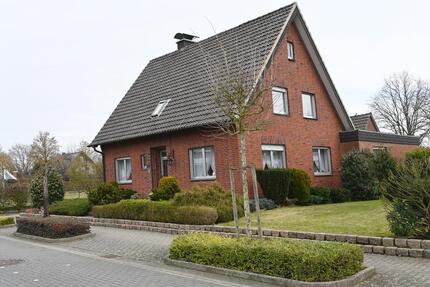 Komfortables Wohnhaus mit 830 m² Grundstück – kein Makler! - Borken
