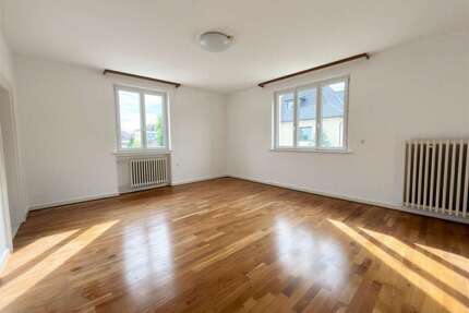 Wohnung zum Mieten in Neustadt bei Coburg 990,00 € 150 m²