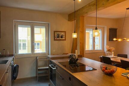 Exklusive, kernsanierte Loftwohnung mit Südbalkon und Fernblick - Stuttgart Lehen