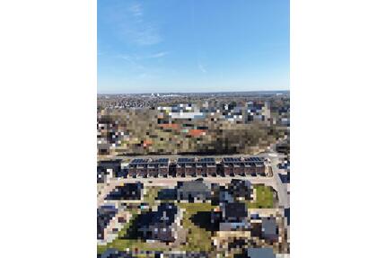 NEUBAU - 4 Zimmer Wohnung mit Badewanne und Stellplatz - Westerrönfeld