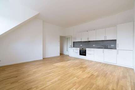 Wohnung zum Mieten in Beelitz-Heilstätten 1.600,00 € 146.03 m²
