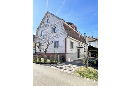 Ihr neues Zuhause erwartet Sie - Zweifamilienhaus mit viel Platz und Gestaltungsspielraum! - Schorndorf