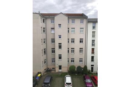 Attraktive 3-Zimmer-Hochparterre-Wohnung mit Einbauküche am Stadtgottesacker (Anh0202) - Halle (Saale)