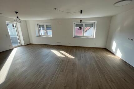 Drei Zimmer Wohnung - 850,00&nbsp;EUR Kaltmiete, ca.&nbsp; 85,00&nbsp;m&sup2; in Wörth an der Donau (PLZ: 93086)