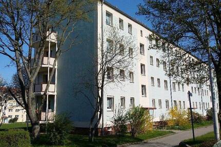 Lust auf einen Tapetenwechsel? - 397,00&nbsp;EUR Kaltmiete, ca.&nbsp; 61,10&nbsp;m&sup2;&nbsp;Wohnfl&auml;che in Wilkau-Haßlau (PLZ: 08112)