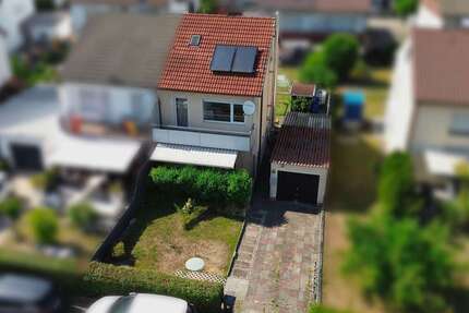 Haus zum Kaufen in Neckartenzlingen 415.000,00 € 110 m²