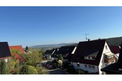 Traumhafte 3 Zimmer Wohnung in Sillenbuch mit zwei Balkonen - Stuttgart