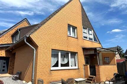Haus zum Kaufen in Nettetal -SCHAAG 219.000,00 € 97.87 m²