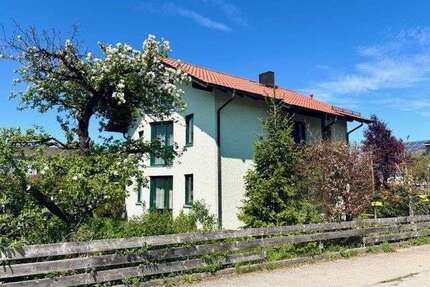 Haus zum Kaufen in Burghausen 679.000,00 € 180 m²