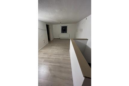 Haushälfte zu vermieten ca 90 m2 - Ehingen (Donau)