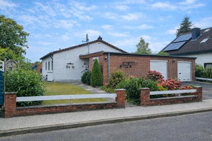 Bungalow mit Südgarten und zusätzlich großzügigem Souterrain - Stockelsdorf
