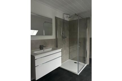 Schöne 3-Zimmer Dachgeschosswohnung mit Balkon in Morsbach