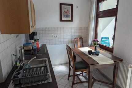 Ruhige 1‑Zimmer‑Wohnung mit Balkon in Nähe Saale - Halle (Saale)