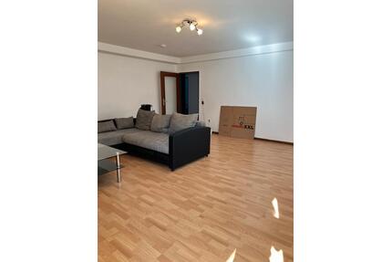 2-zimmer-Souterrain-Wohnung -72 m² - mit terrasse - Langgöns