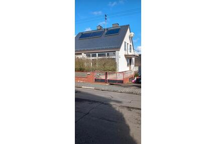 Energieeffizientes gepflegtes Eigenheim mit großem Grundstück - Idar-Oberstein