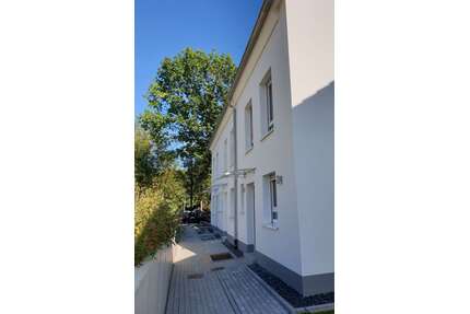 Haus zum Mieten in Wetzlar-Hermannstein 1.550,00 € 141 m²