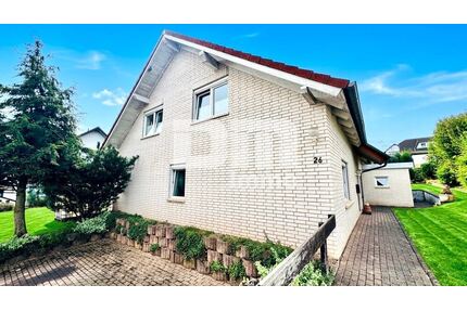 Großzügiges Ein- bis Zweifamilienhaus mit Terrasse und großem Garten - Allendorf (Eder)