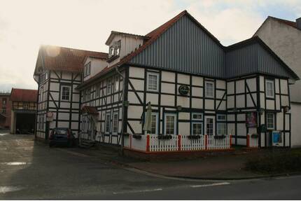 Attraktives Wohn- und Geschäftshaus in Delligsen - Ein einzigartiges Fachwerkjuwel wartet auf Sie ... !!!