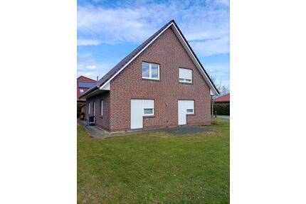 Moderne Erdgeschosswohnung in ruhiger Lage von Remels Uplengen