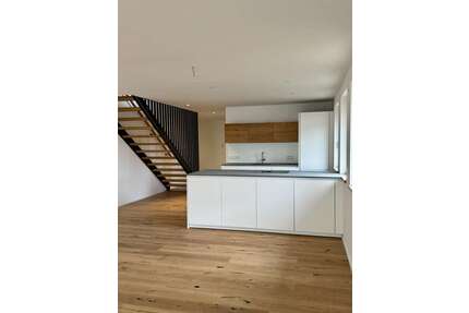 Wohnung zum Mieten in Rosenheim 2.095,00 € 134.3 m²