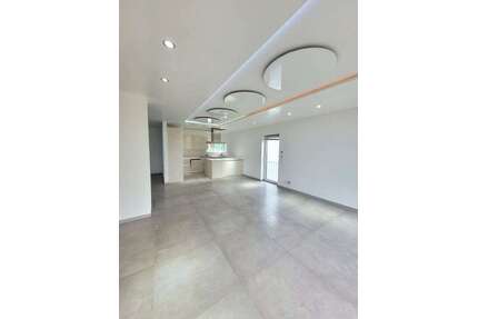 Haus zum Mieten in Wiesbaden 3.500,00 € 200 m²