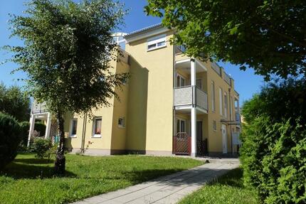 DACHGESCHOSS, 2 BALKONE, EINBAUKÜCHE, RABENSTEIN - Chemnitz