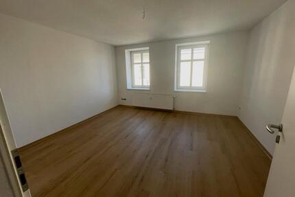 Charmante, frisch sanierte ca 50 m² Wohnung zu vermieten - Staßfurt