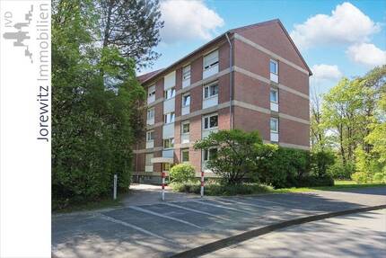 Frisch renovierte 3 Zimmer-Wohnung mit Loggia in Bielefeld-Senne - Bielefeld / Senne