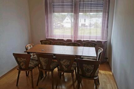 Sieben-Zimmer-Wohnung - 1.400,00&nbsp;EUR Kaltmiete, ca.&nbsp; 120,00&nbsp;m&sup2; in Bad Oeynhausen (PLZ: 32545)