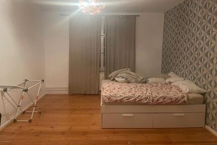 Modernes, möbliertes WG-Zimmer im Herzen von Spandau - Berlin