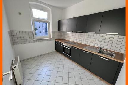 Untermhaus! Einbauküche! Modernisierte Singlewohnung mit schicken Bad! - Gera