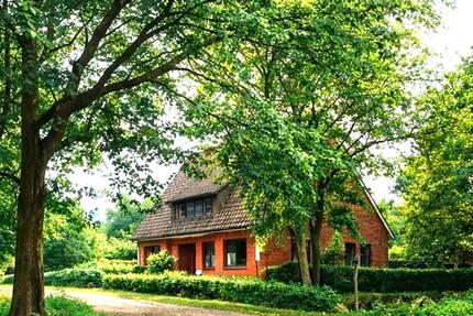 Wohnhaus&Gewerbeobjekt als Kapitalanlage+Baugrundstück+gr. Garten - Dötlingen