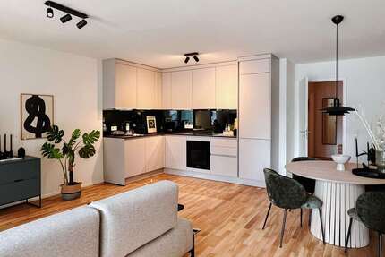 Wohnung zum Kaufen in Frankfurt 695.000,00 € 90.88 m²