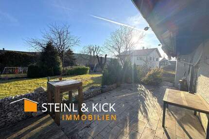 Bungalow mit großer Doppelgarage - Birgland Aicha