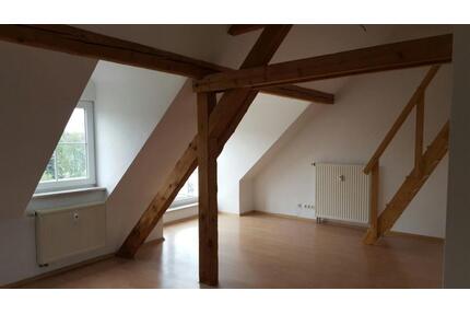 Lichtdurchflutete DG-Wohnung mit Loft-Feeling - Waldsassen