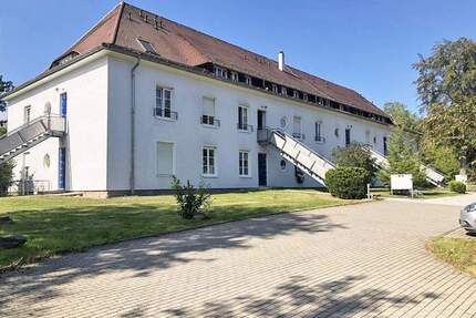 moderne Dachgeschosswohnung mit Balkon in ruiger Lage - Oschatz Fliegerhorst