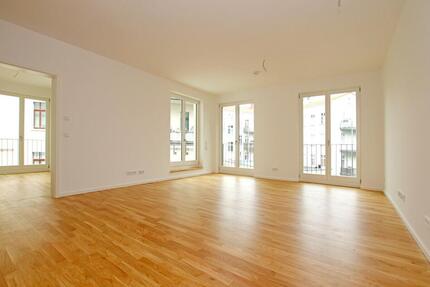 Komfortable 3-Zimmer-Wohnung mit Balkon im Hinterhaus - Leipzig Mitte